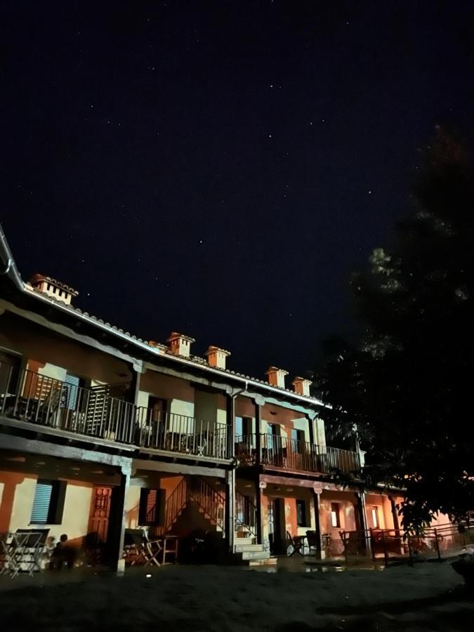 Apartamentos Dona Jimena Del Ambroz 4 Estrellas Complejo Unico En El Centro Del Pueblo - Piscina Ya Abierta Хервас Экстерьер фото